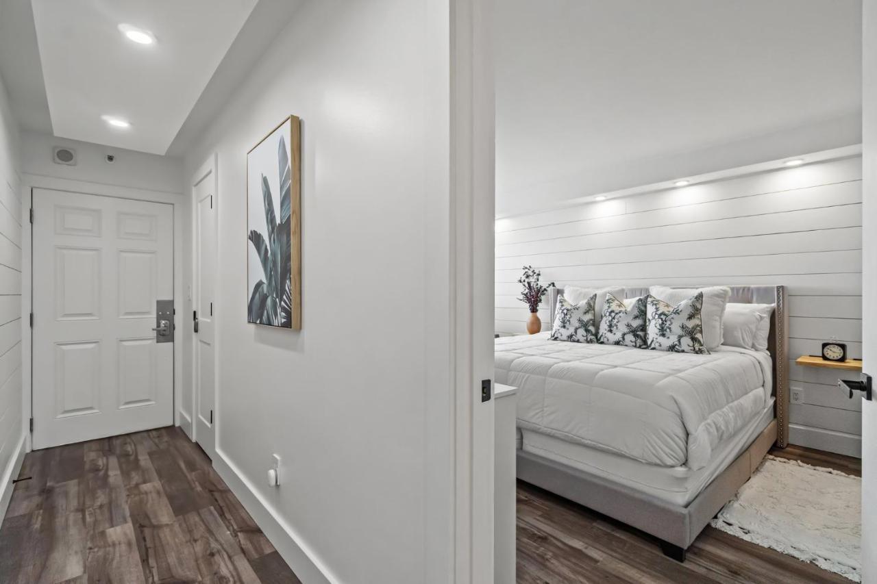 The Summit 803: Beachfront Luxury With Incredible Views