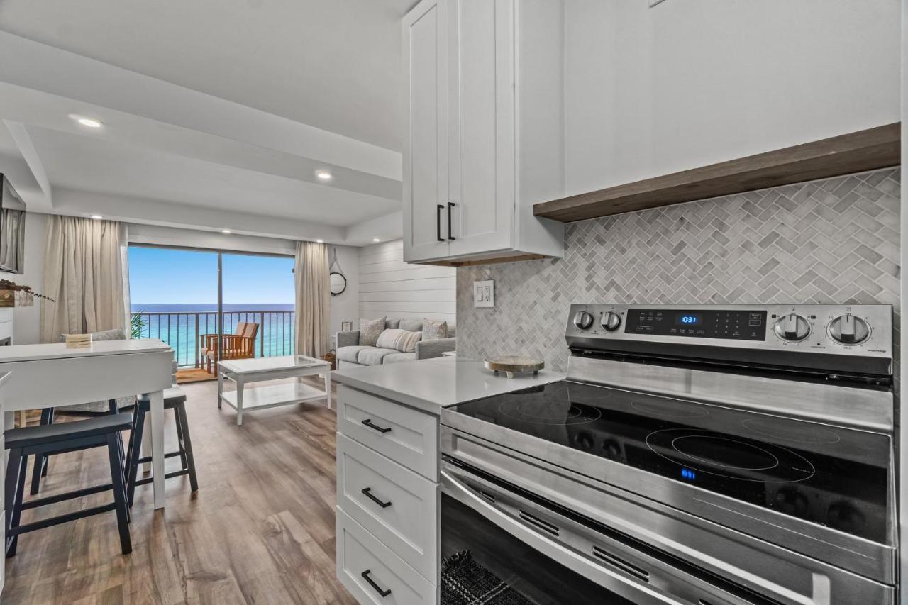 The Summit 803: Beachfront Luxury With Incredible Views