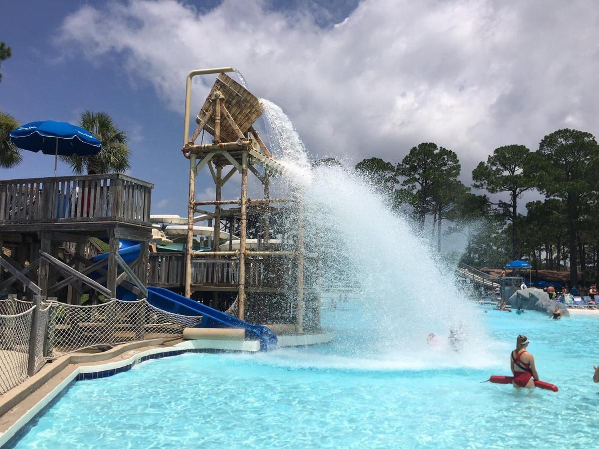 Searenity Now - Sznl Hot Tub, Community Pool, 5 Min Walk To Beach, Free Daily Activities, & More! Holiday home *
