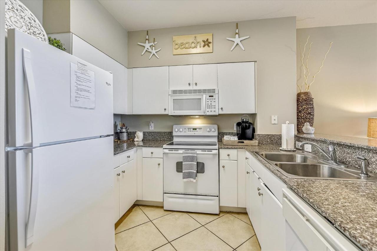 Shores Of Panama 620-sleeps 8, Free Fun! Reserved Parking Space! Updated! * Panama City Beach