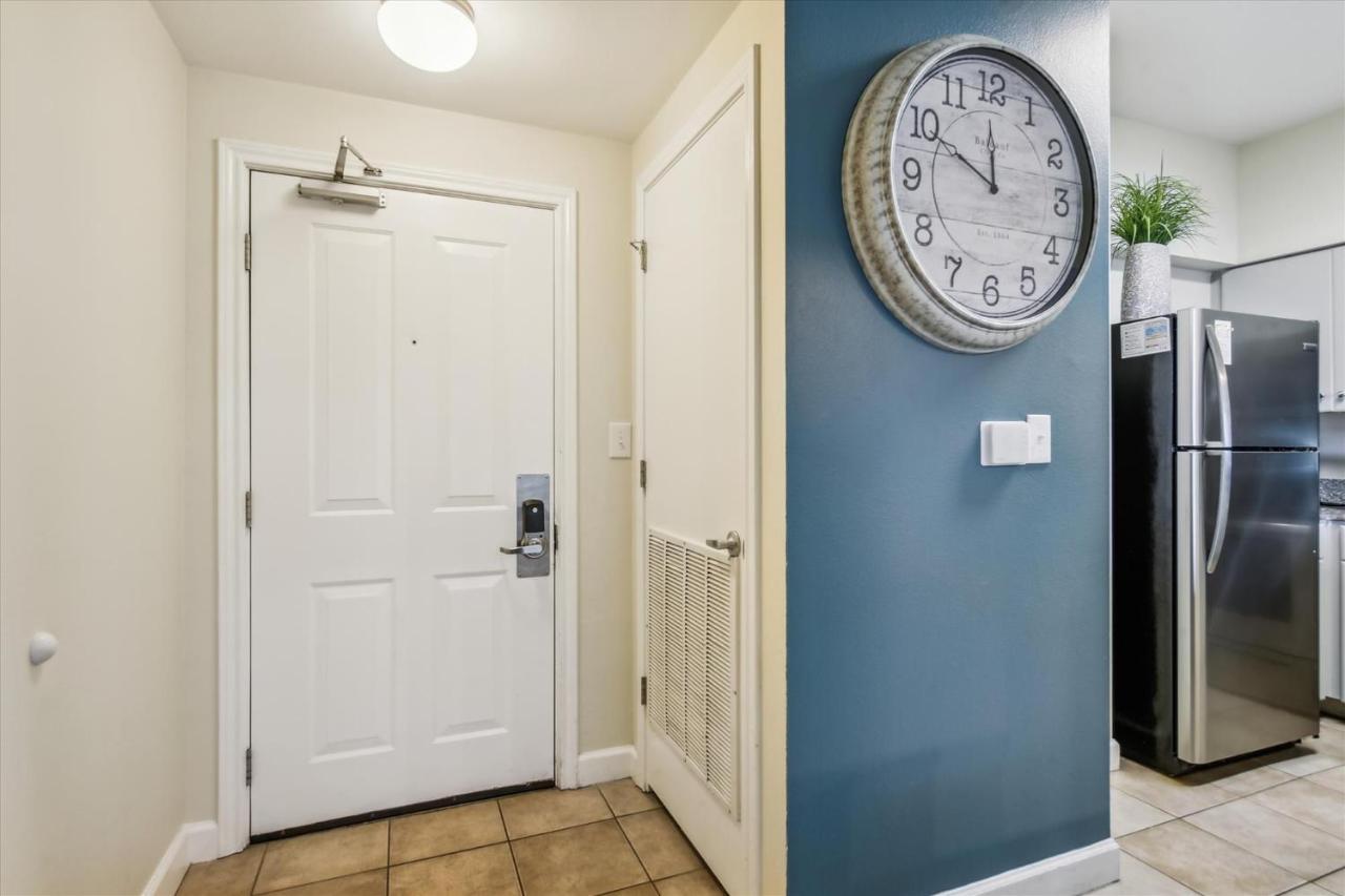 Shores Of Panama 316 - 3rd Floor 1 Bedroom, Sleeps 6, Reserved Parking Space, Free Daily Fun! *