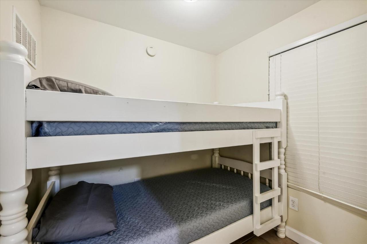 Shores Of Panama 316 - 3rd Floor 1 Bedroom, Sleeps 6, Reserved Parking Space, Free Daily Fun! * Panama City Beach