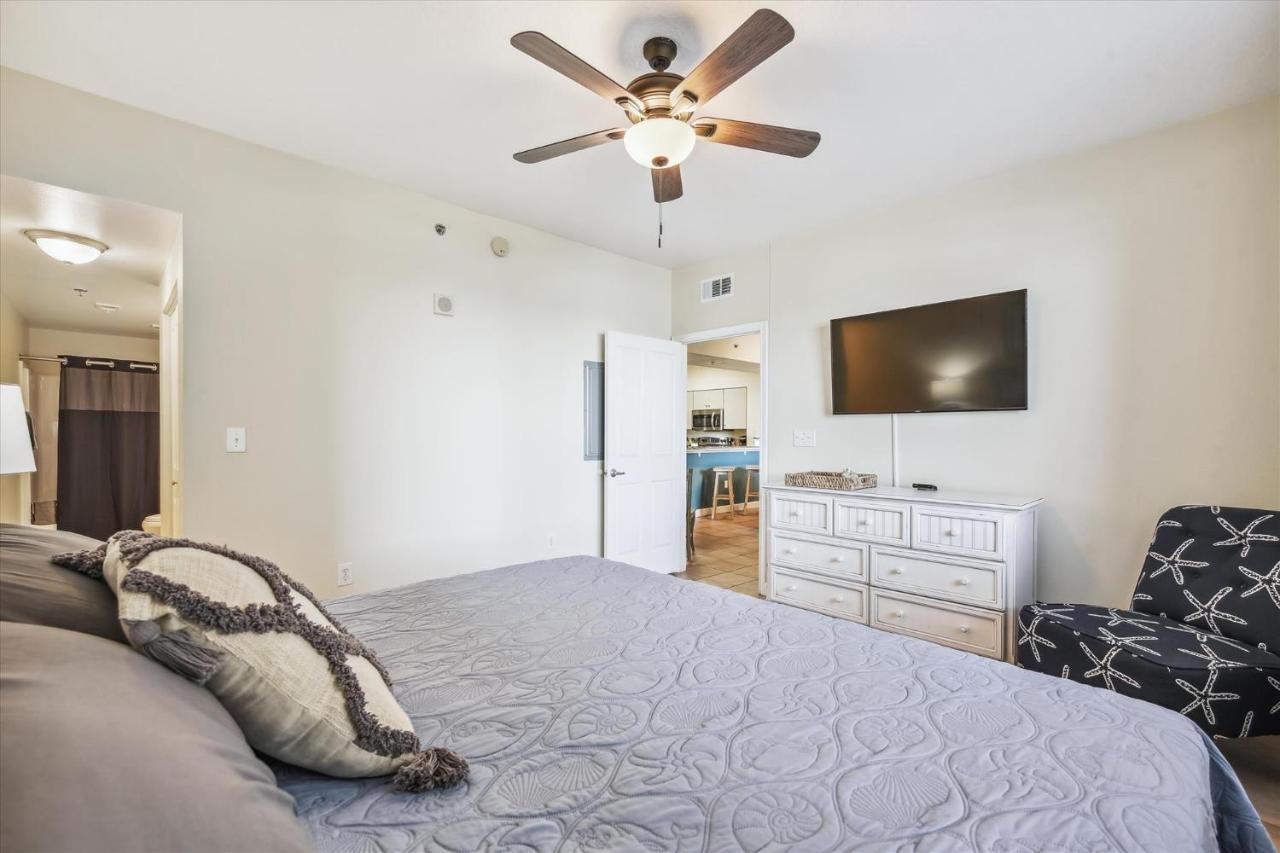 Apartment Shores Of Panama 316 - 3rd Floor 1 Bedroom, Sleeps 6, Reserved Parking Space, Free Daily Fun! Panama City Beach