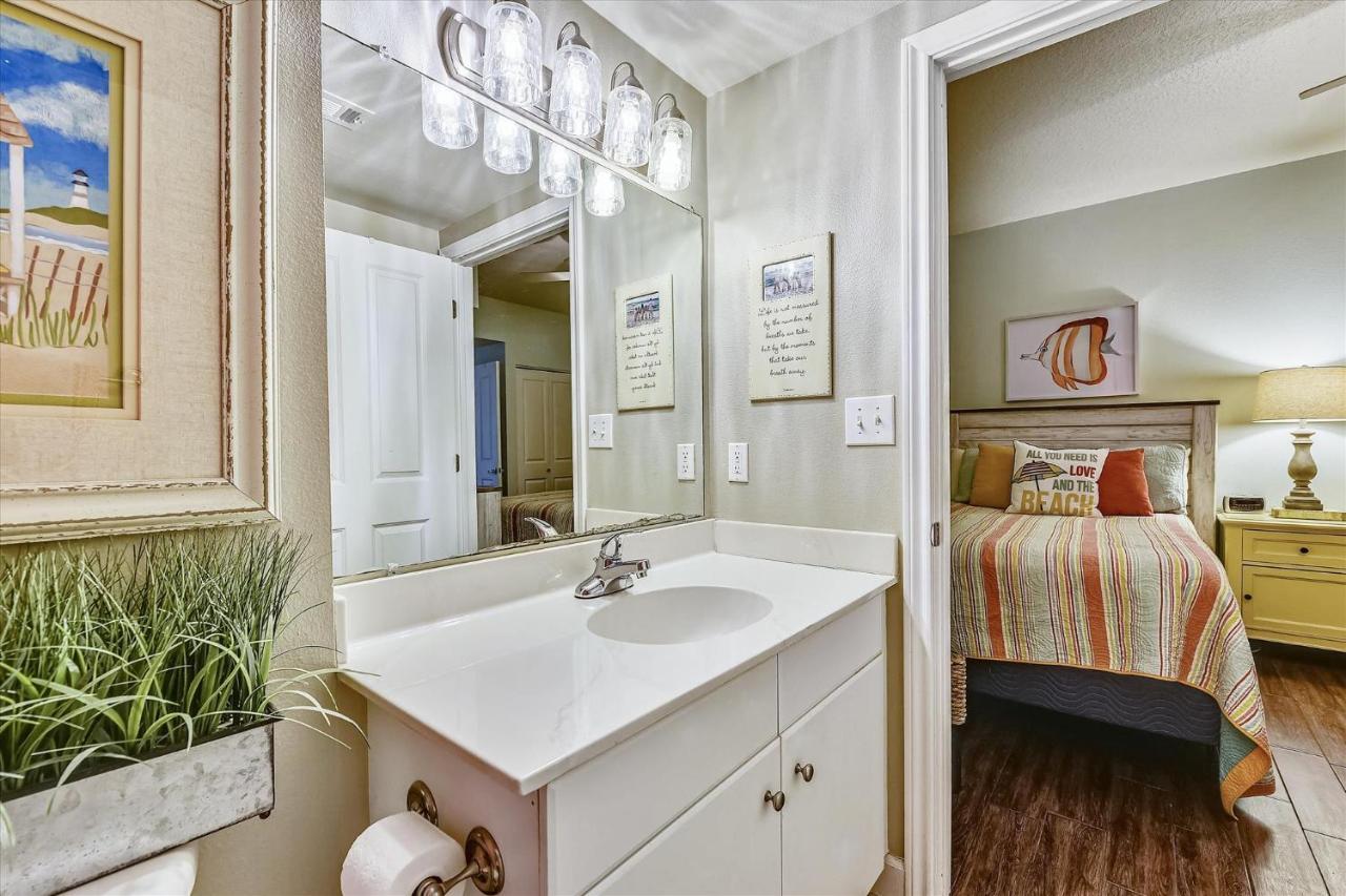 Shores Of Panama 620-sleeps 8, Free Fun! Reserved Parking Space! Updated! *