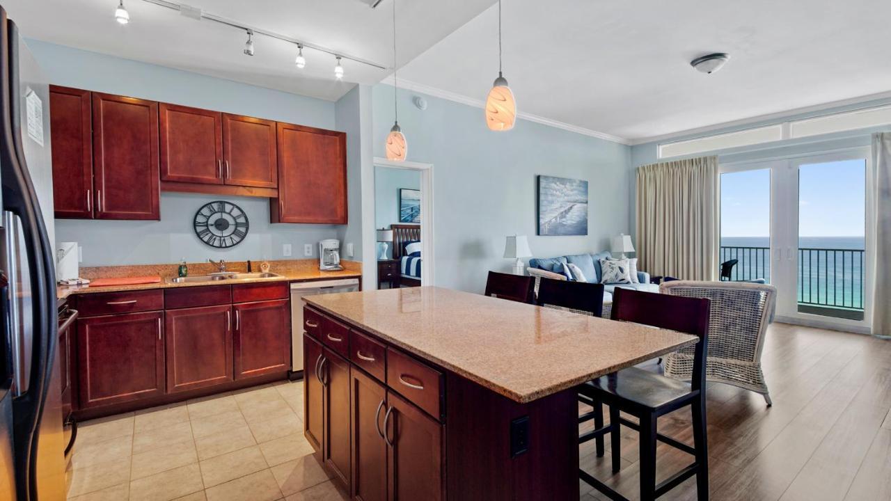Penthouse-one At Laketown Wharf #2123 By Nautical Holiday home *
