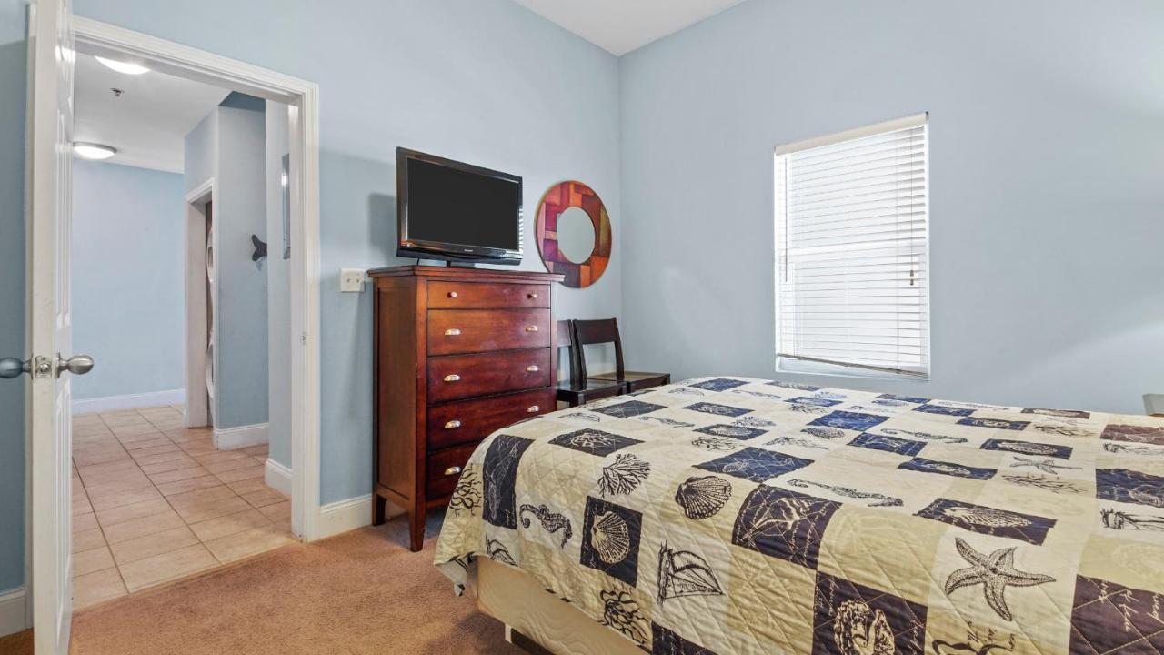 Penthouse-one At Laketown Wharf #2123 By Nautical Holiday home *