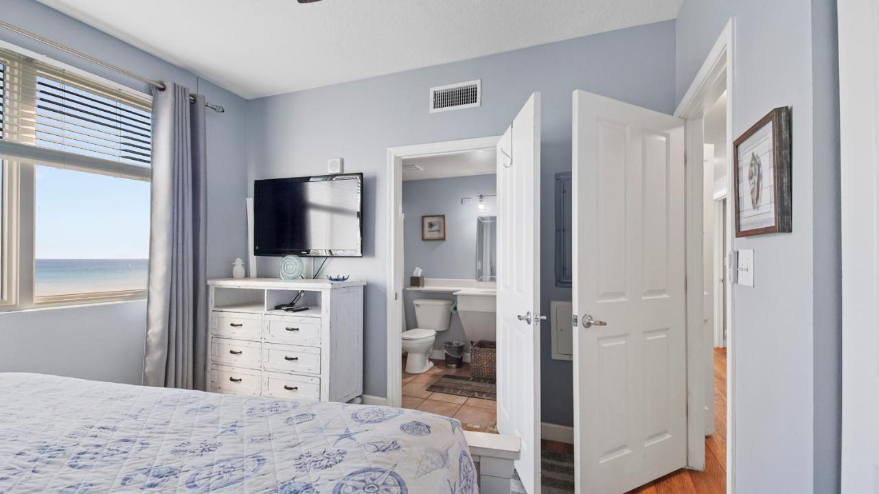 Hook Wine & Sinker At Shores Of Panama #631 By Nautical Vacation Holiday home *