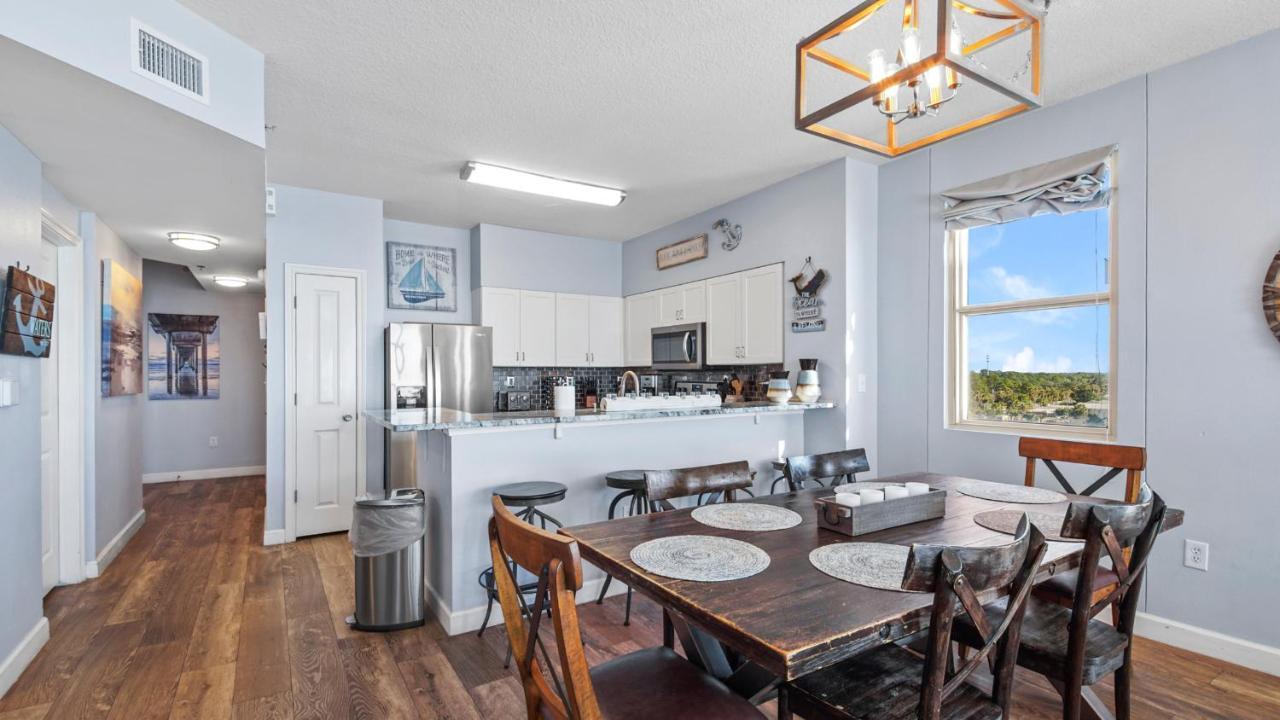 Hook Wine & Sinker At Shores Of Panama #631 By Nautical Vacation Holiday home