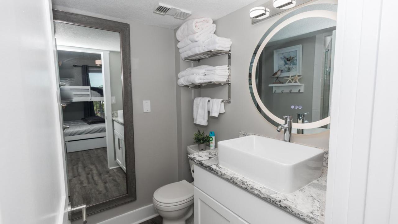 Apartment 5-star Beachfront - Remodeled 2 Bd & 2 Ba - Dunes Of Panama D505