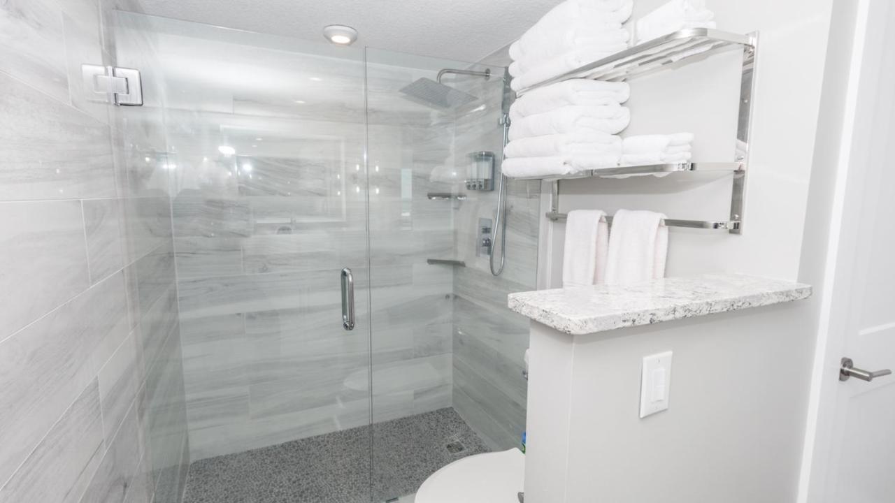 5-star Beachfront - Remodeled 2 Bd & 2 Ba - Dunes Of Panama D505 *