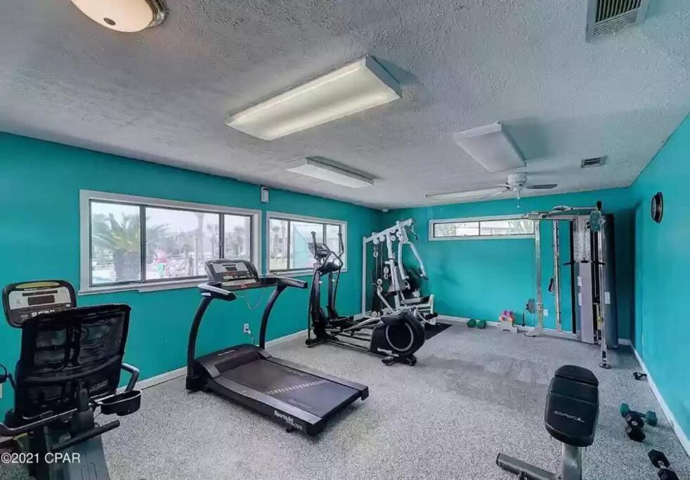 Spacious Family Hideaway On The Emerald Coast!