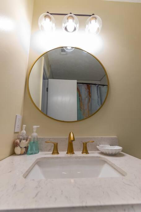 Spacious Family Hideaway On The Emerald Coast! Holiday home *