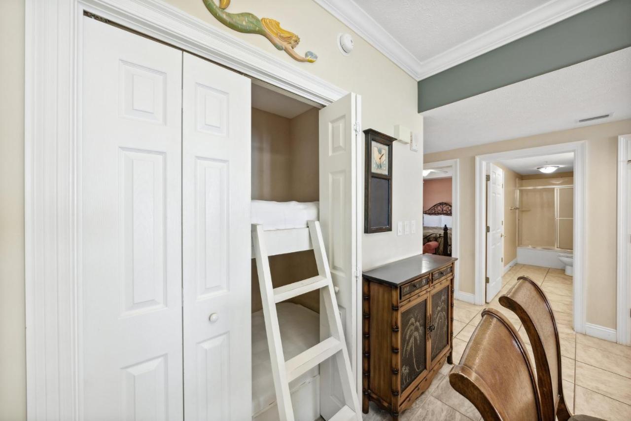 Apartment Treasure Island 1710