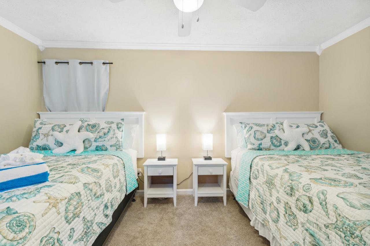 Beachside Paradise Sleeps 8 Pools Mini Golf & Panama City Beach