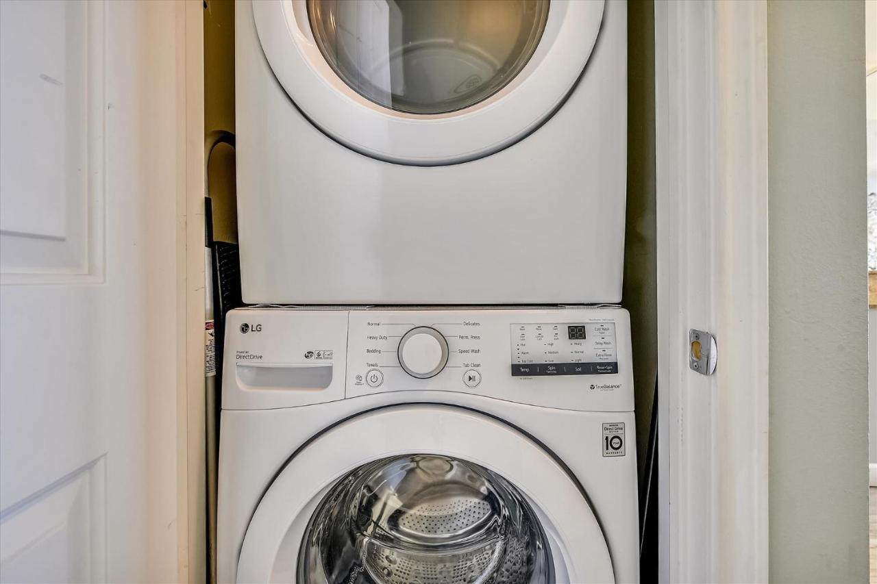 Apartment Shores Of Panama 2330 - 1 Bedroom Bunk Area Sleeps 6, Beautiful Direct View! Free Fun! Panama City Beach