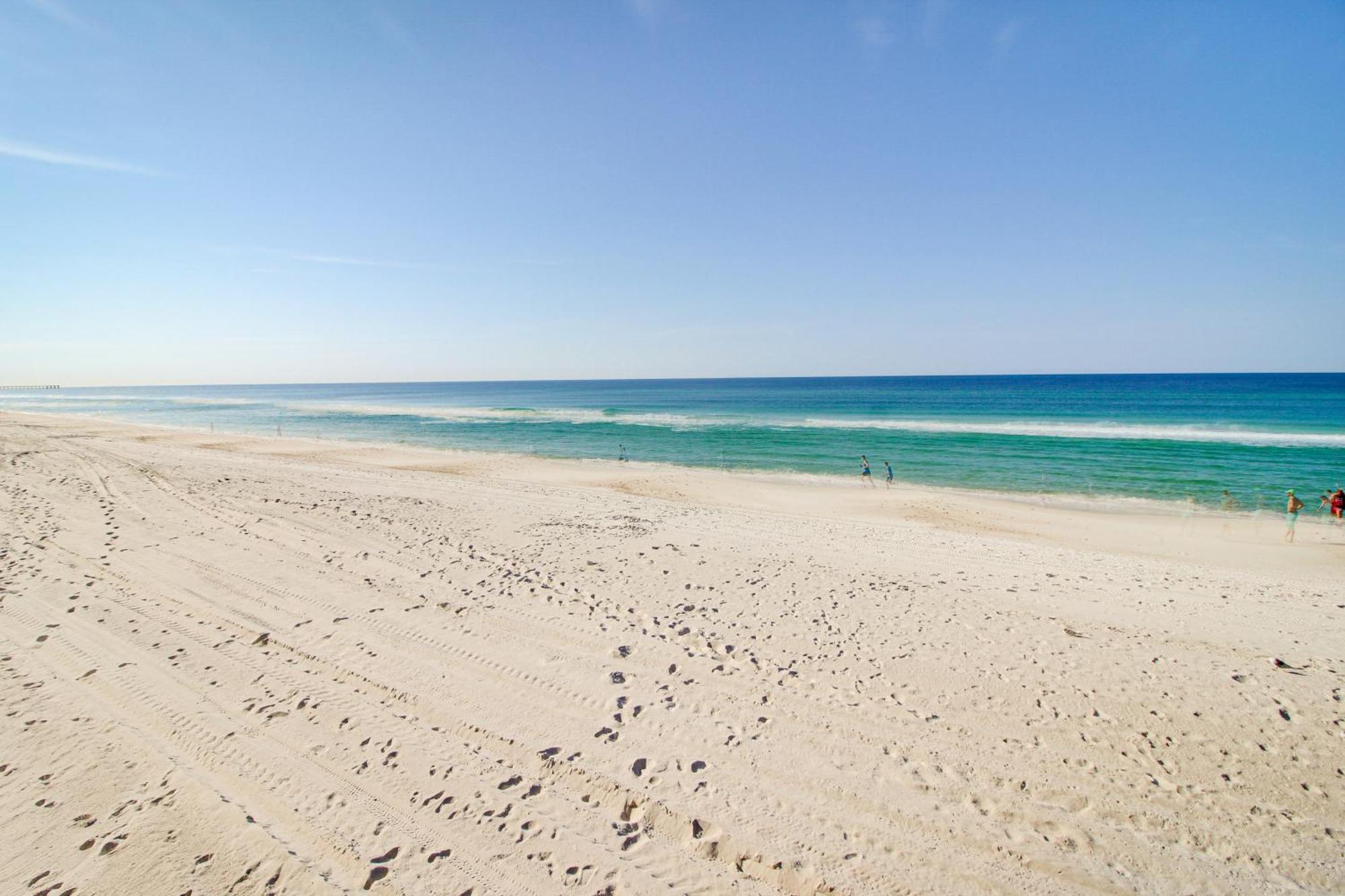 Beachwalk 12c *