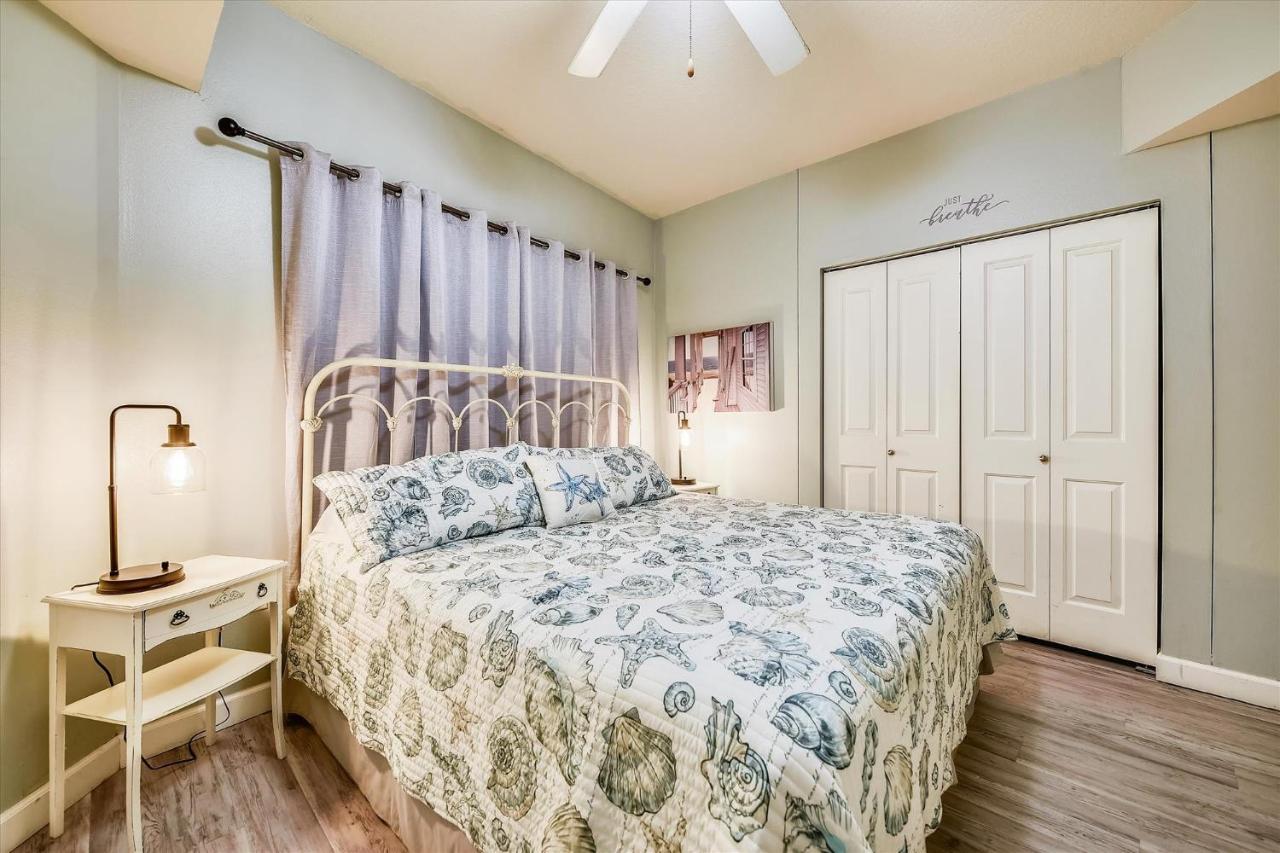 Apartment Shores Of Panama 2330 - 1 Bedroom Bunk Area Sleeps 6, Beautiful Direct View! Free Fun!