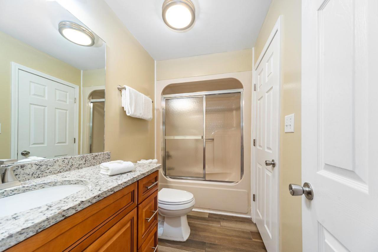 Edgewater 2112