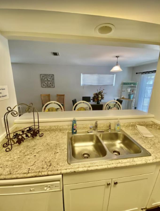 Holiday home Dolphin House With Private Pool And Near