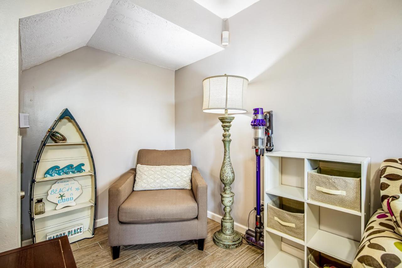 Pinnacle Port A-101 Apartment *