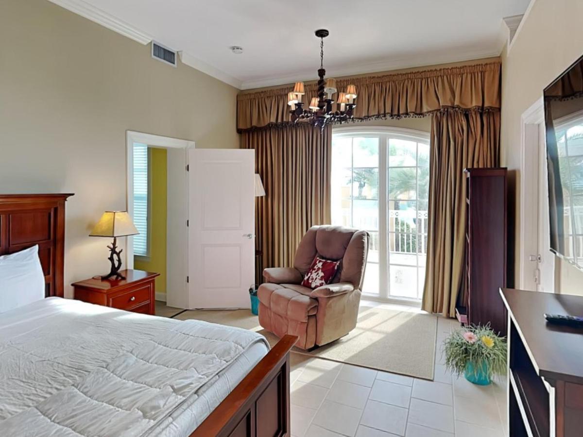 Apartment En Soleil 121 West *