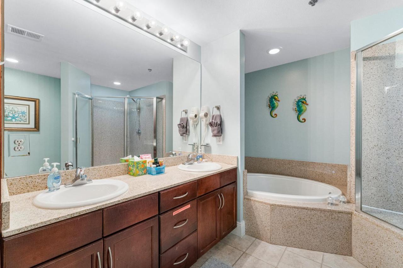 She Sells Seashells By The Seashore - Laketown Wharf #725 By Nautical Holiday home *