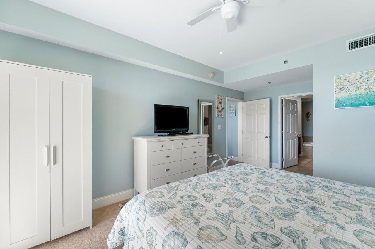 She Sells Seashells By The Seashore - Laketown Wharf #725 By Nautical Holiday home Panama City Beach