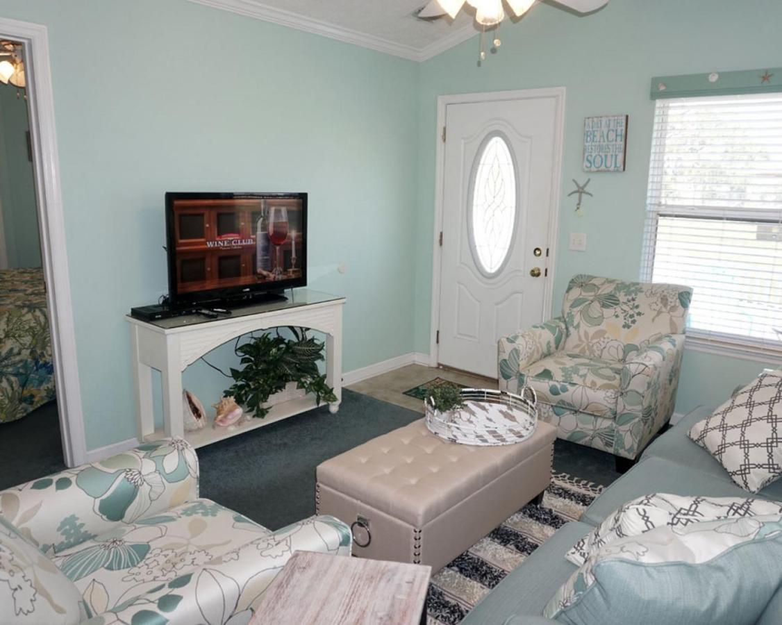 Venture Out 402 North Marlin Dr With Golf Cart