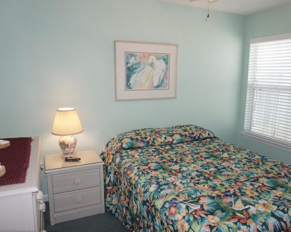 Venture Out 402 North Marlin Dr With Golf Cart