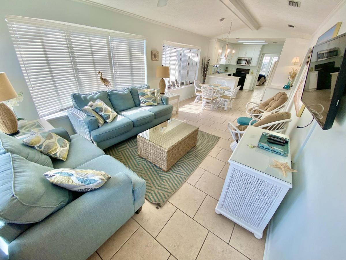Venture Out 332 Lagoon Ln With 2 Golf Carts Holiday home Panama City Beach