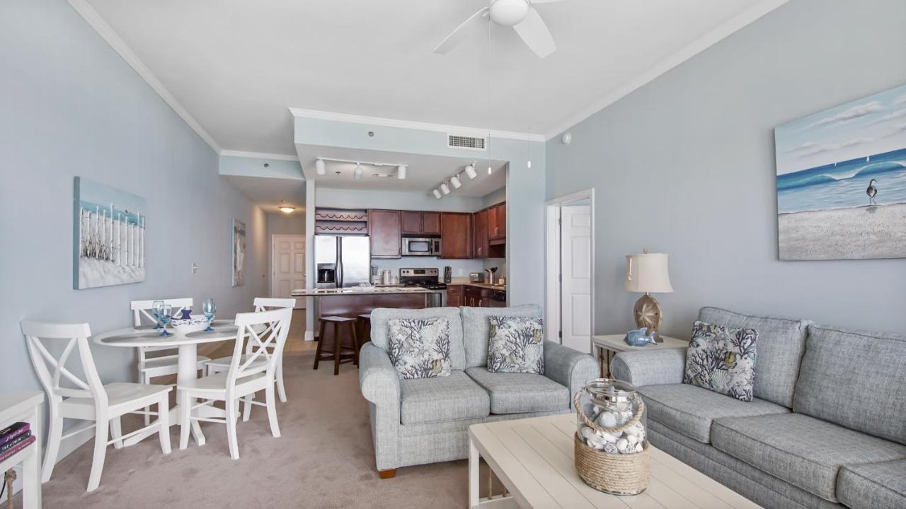 Laketown Wharf 2025 Apartment
