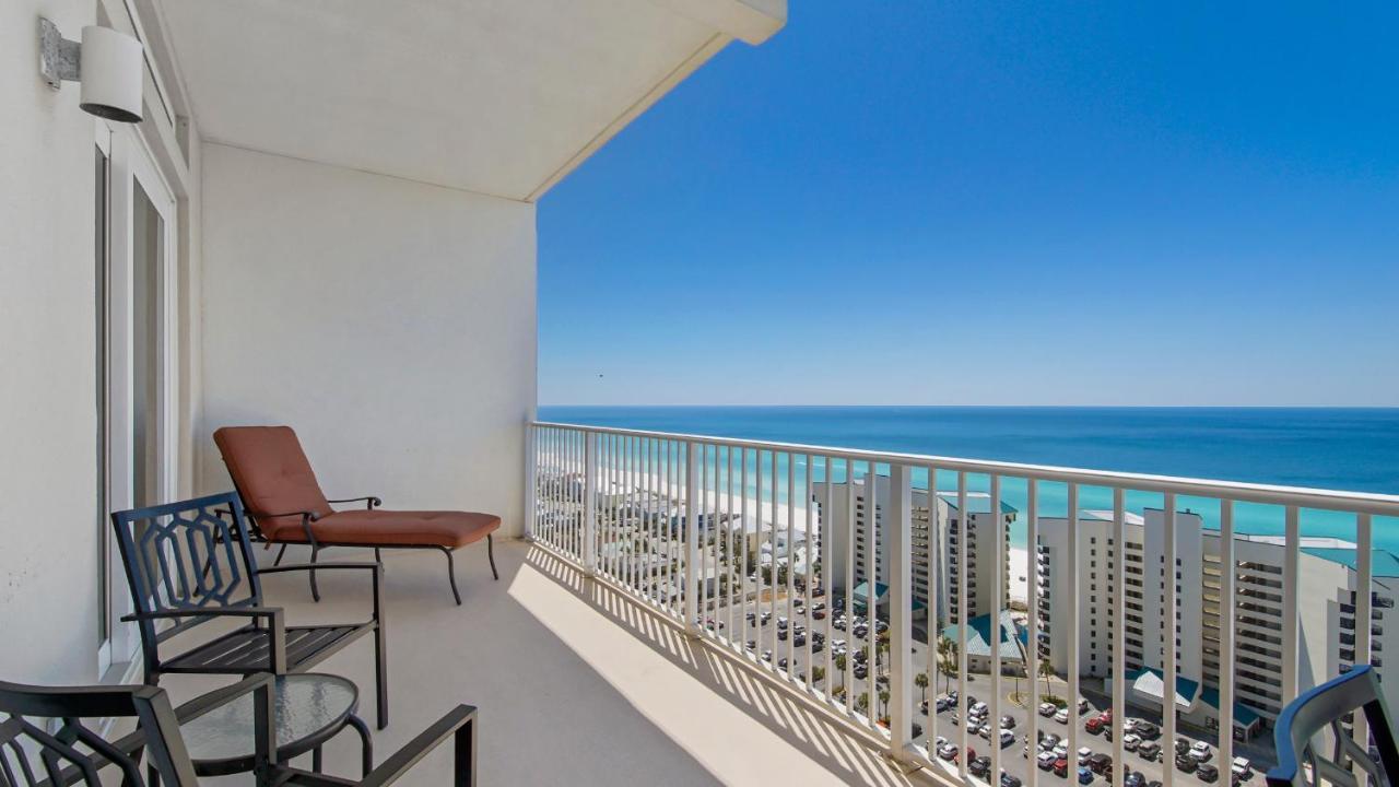 Apartment Laketown Wharf 2025