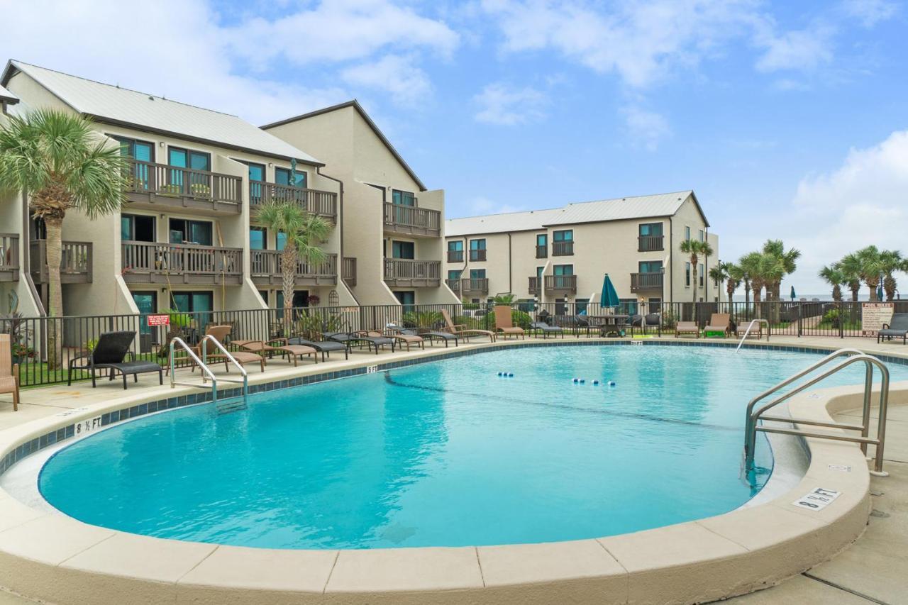 Largo Mar B-121 Apartment