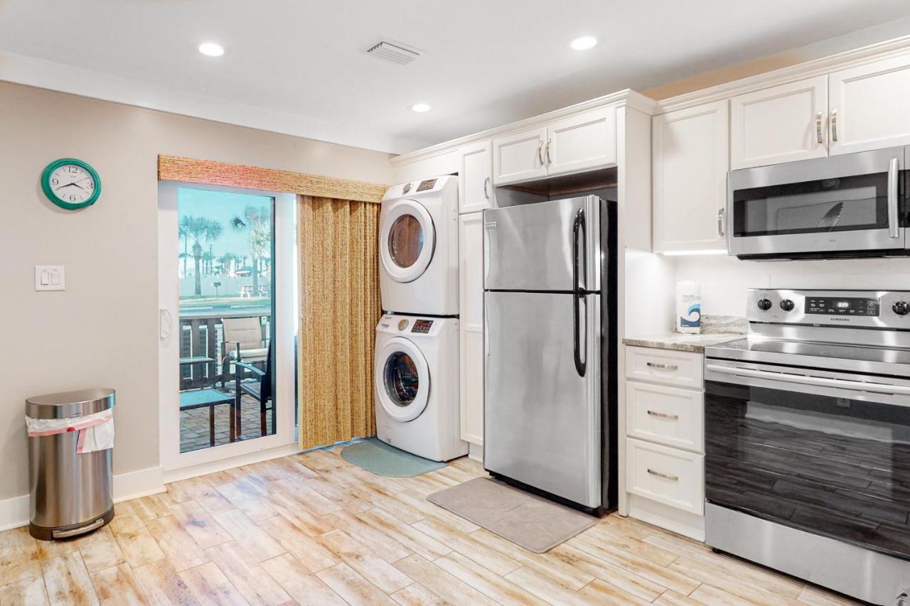 Largo Mar B-121 Apartment *