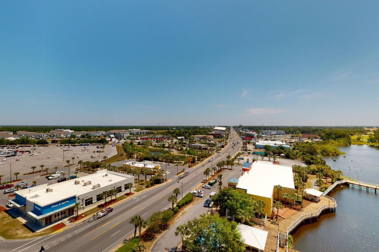 Laketown Wharf 1038