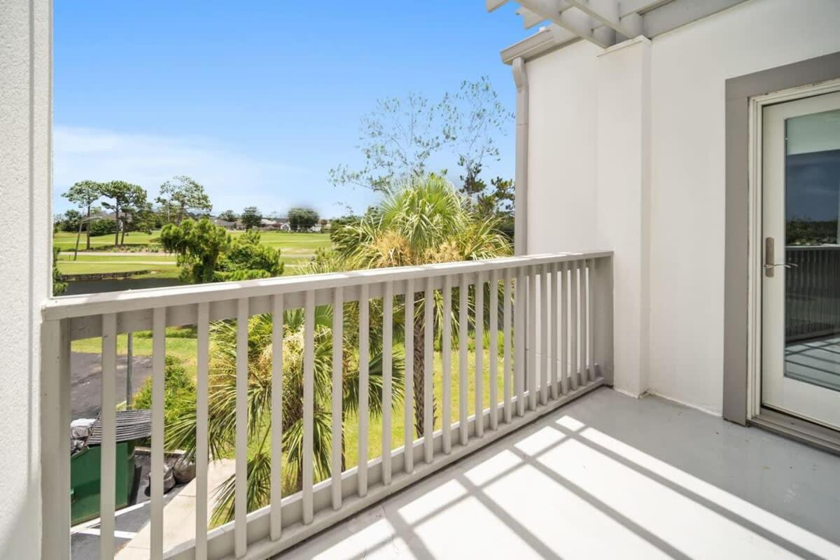 Newly Renovated With Private Balcony! *