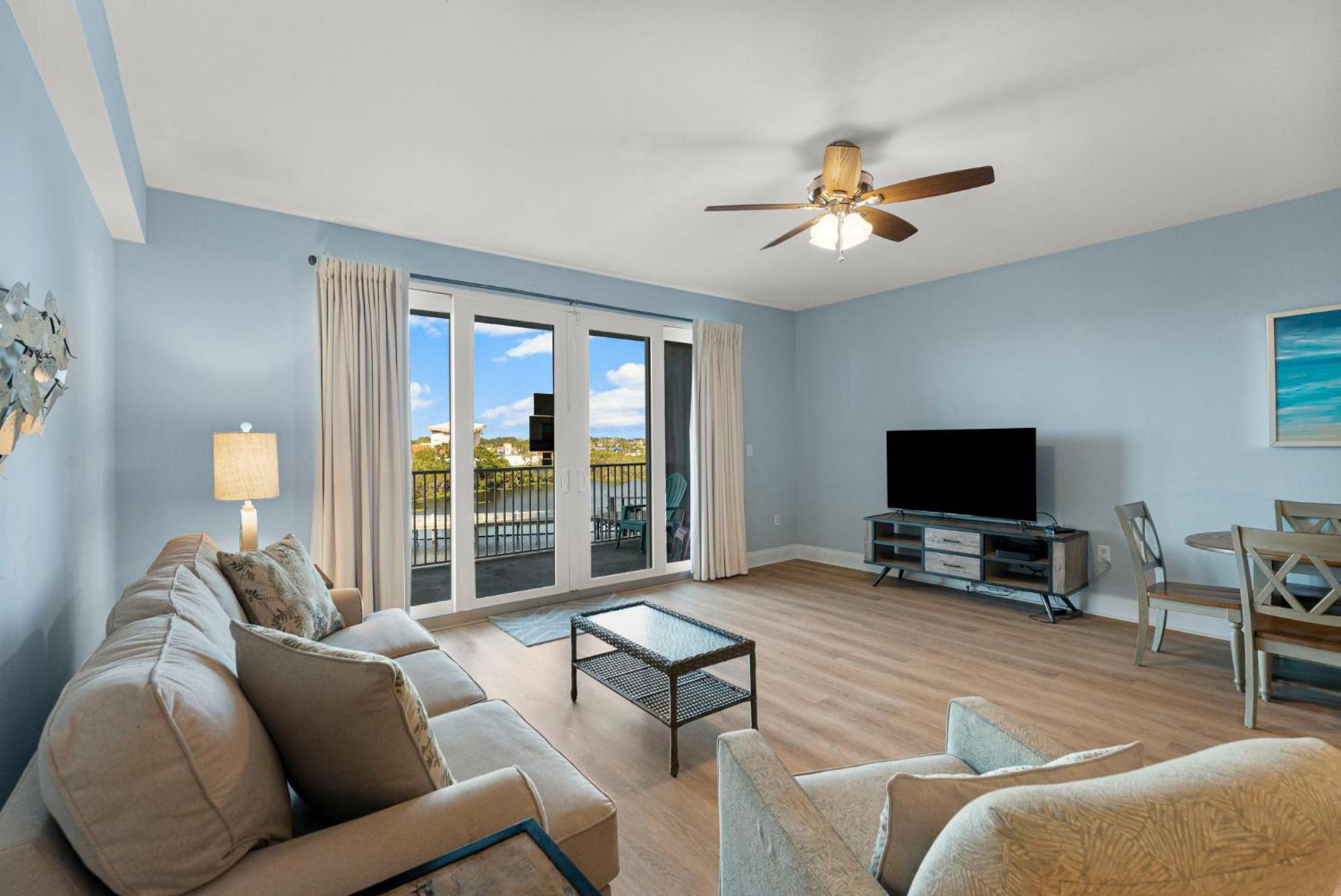 Laketown Wharf #319 By Nautical