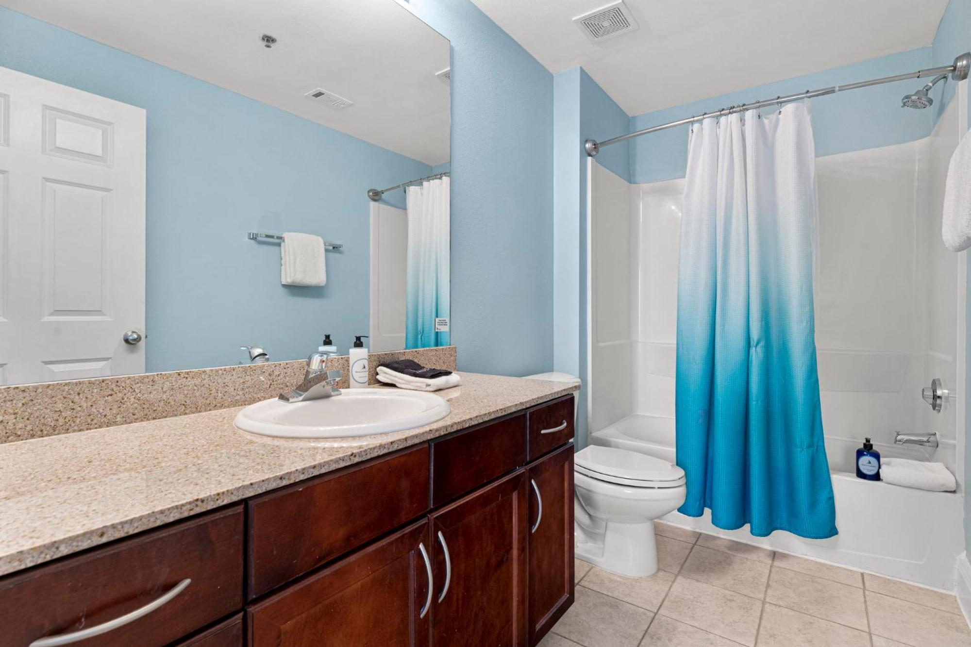 Laketown Wharf #319 By Nautical