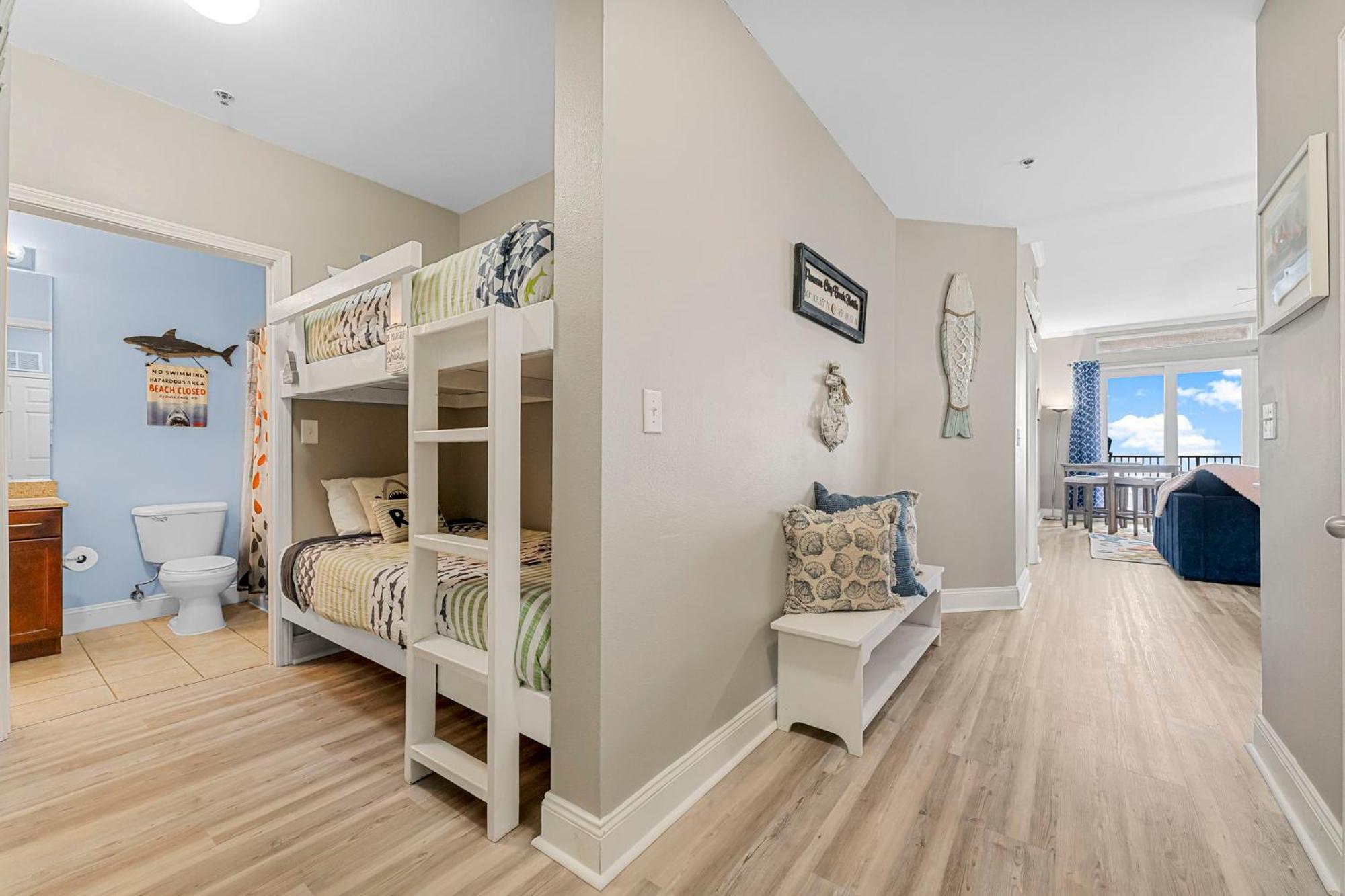 Holiday home The Lost Flip Flop At Laketown Wharf #2012 By Nautical