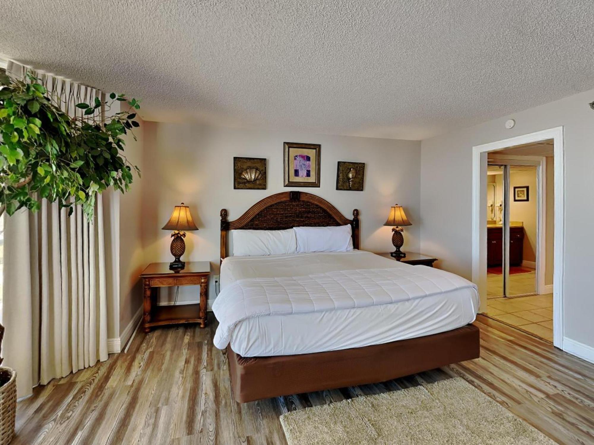 Apartment Edgewater Tower Iii 114 Panama City Beach