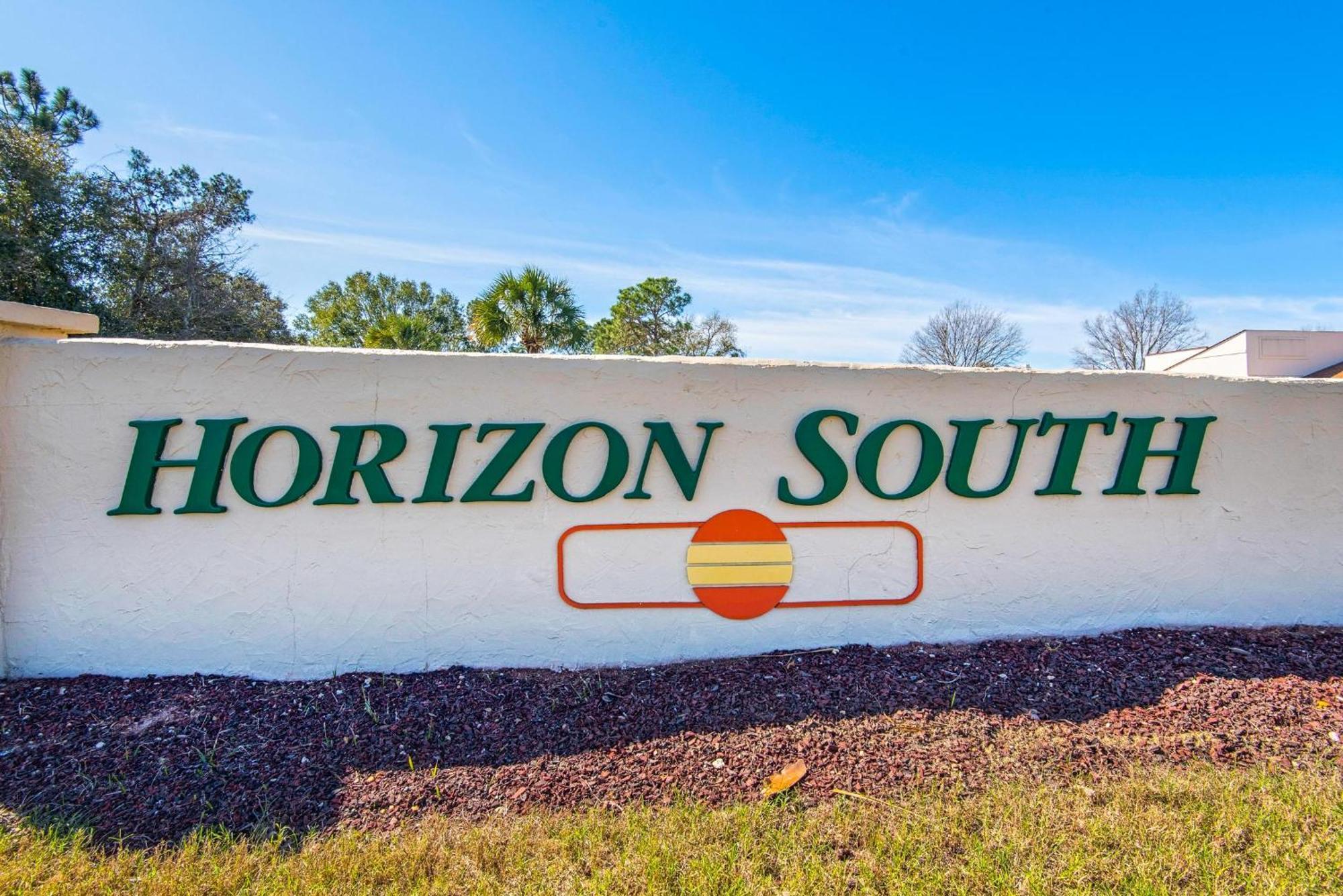 Horizon South 58-201-coastal Holiday home