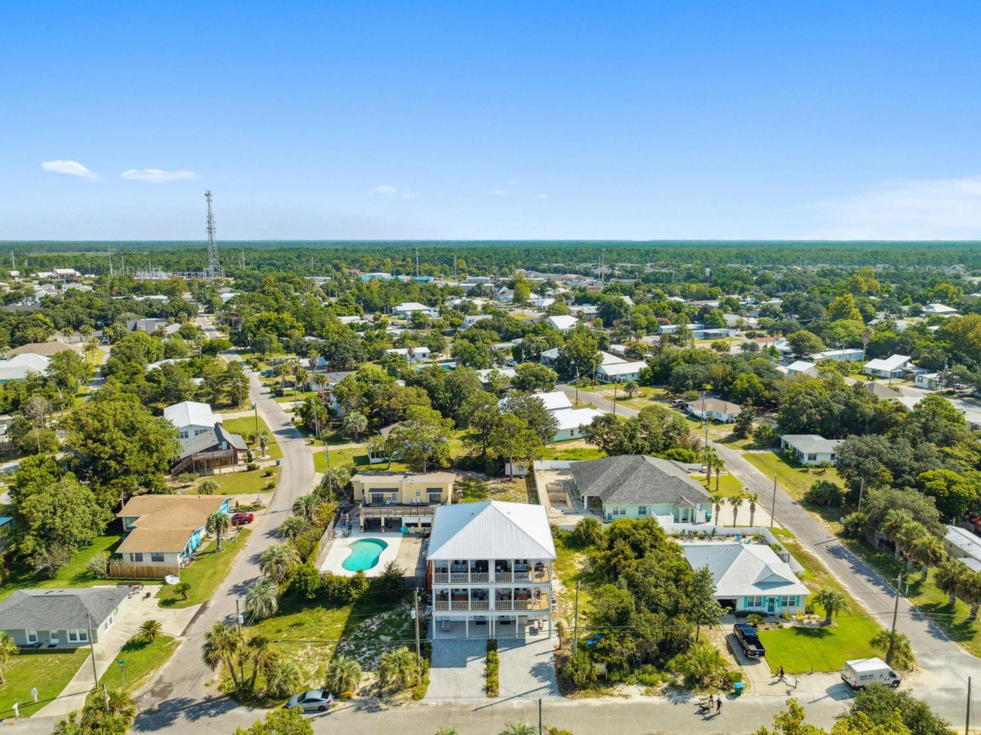 Grand Retreat Ii: 4br, 5ba, Sleeps 15 Private Pool Your Perfect Escape! *