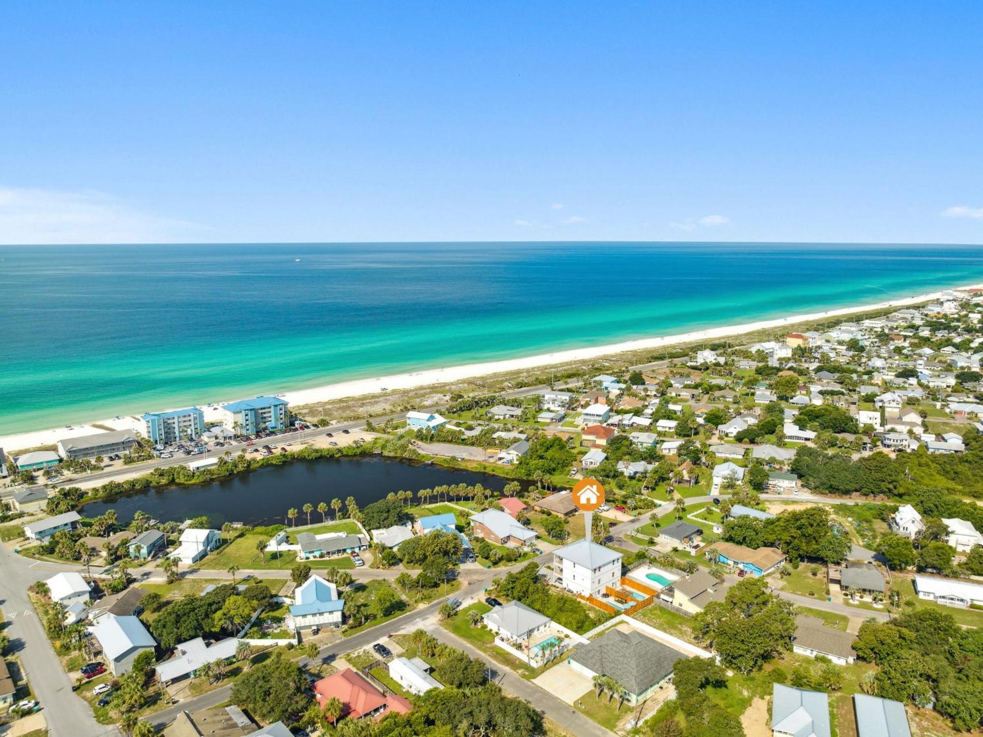 Grand Retreat Ii: 4br, 5ba, Sleeps 15 Private Pool Your Perfect Escape! Holiday home *