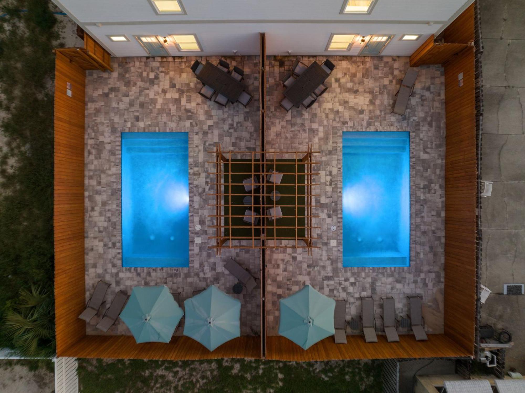 Grand Retreat Ii: 4br, 5ba, Sleeps 15 Private Pool Your Perfect Escape!