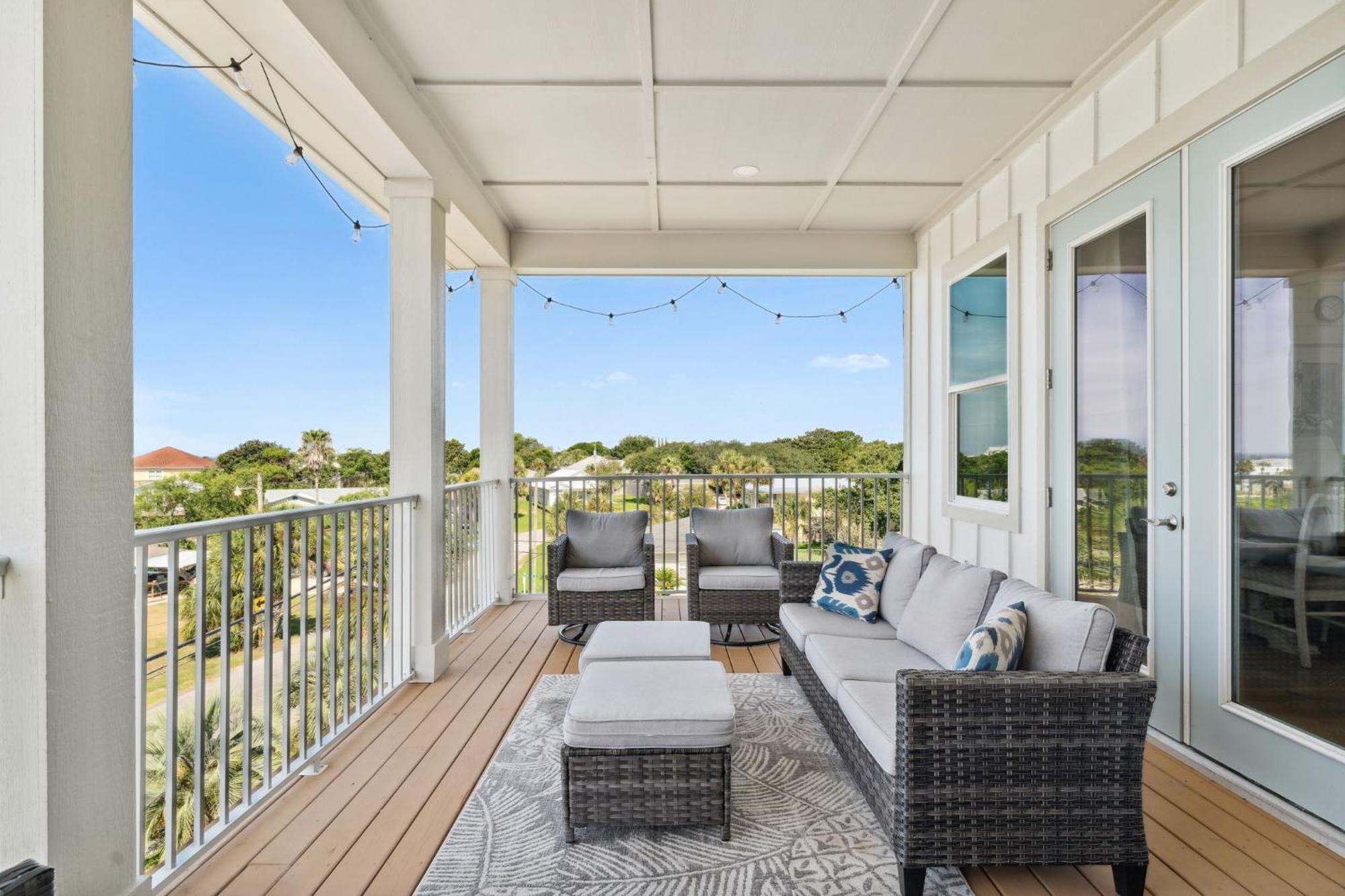 Grand Retreat Ii: 4br, 5ba, Sleeps 15 Private Pool Your Perfect Escape! Holiday home *