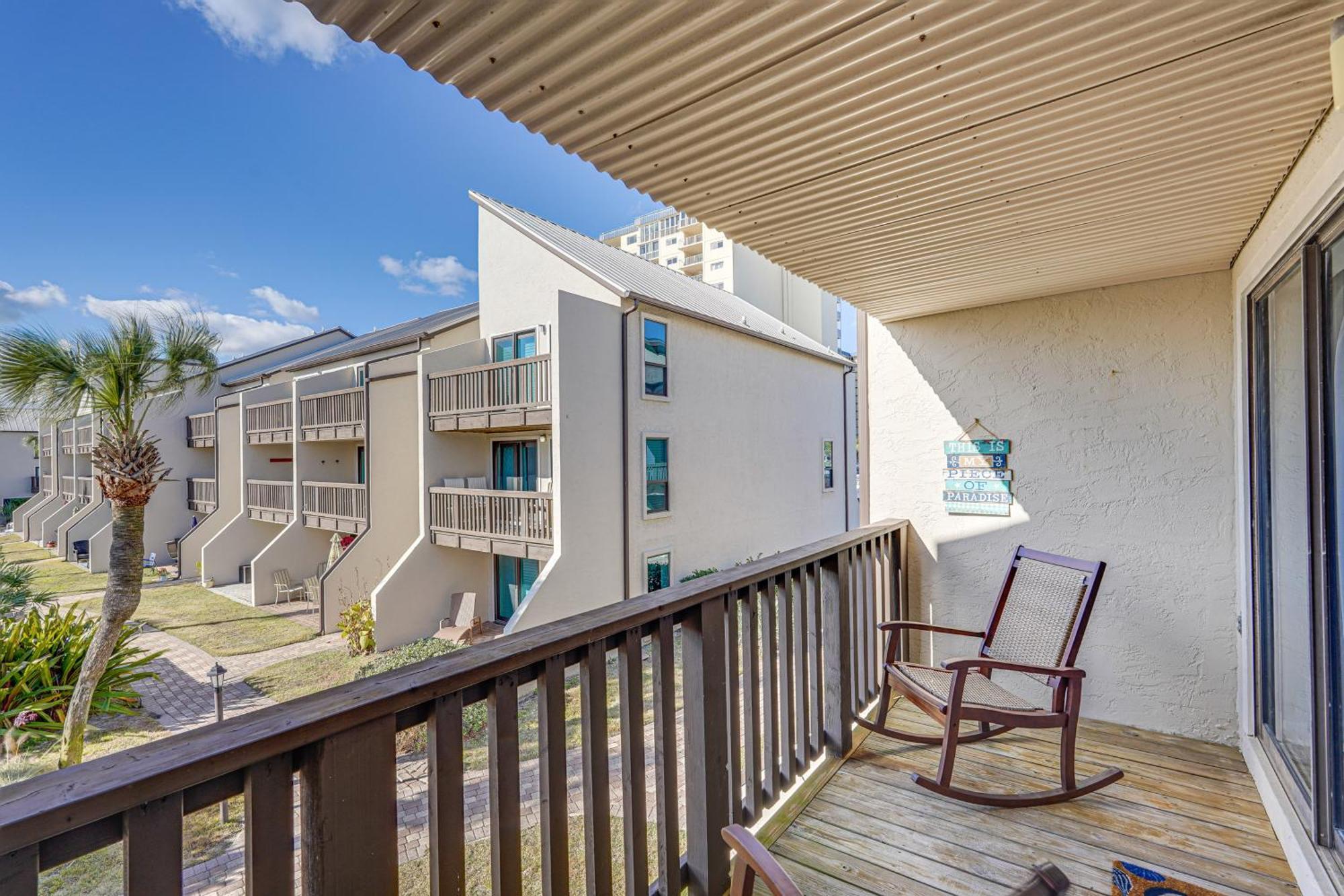 Coastal Pcb - Walk To The Ocean!