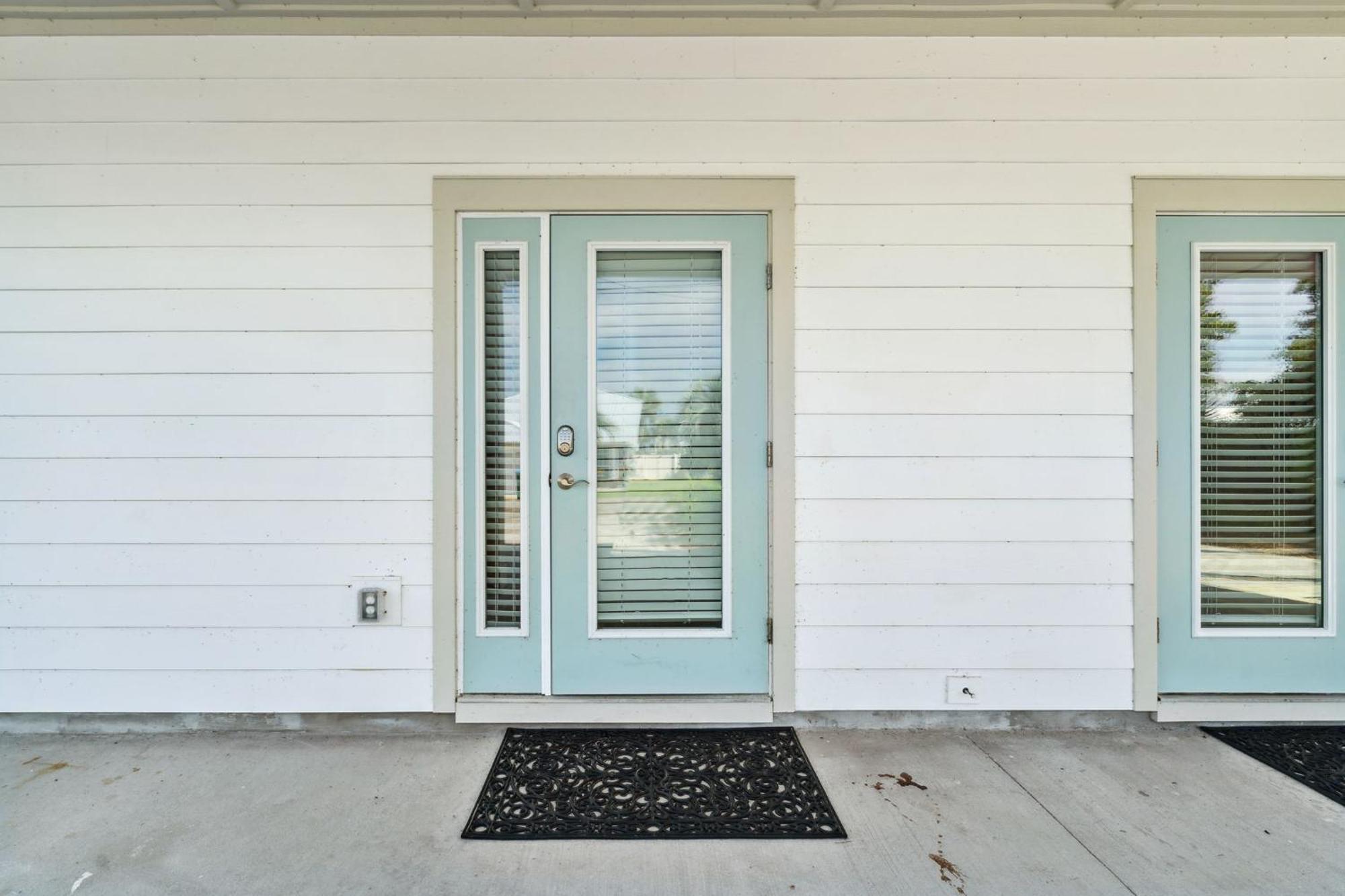 Grand Retreat Ii: 4br, 5ba, Sleeps 15 Private Pool Your Perfect Escape! Holiday home *