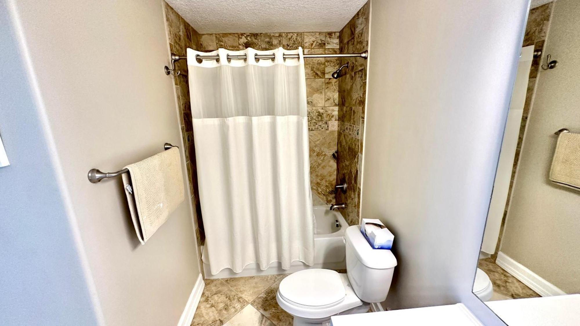 Tropic Winds 1606 Holiday home