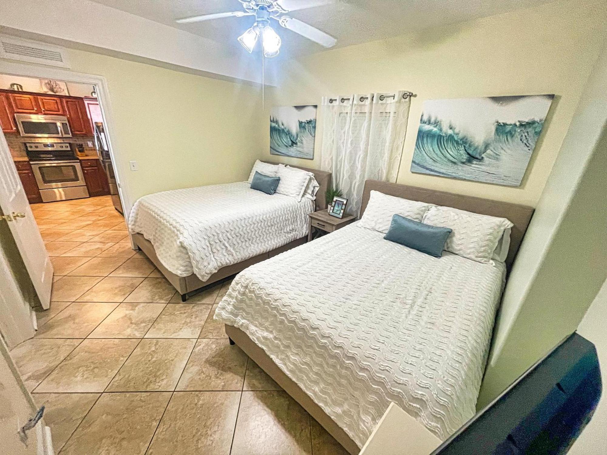 Tropic Winds 809 Holiday home
