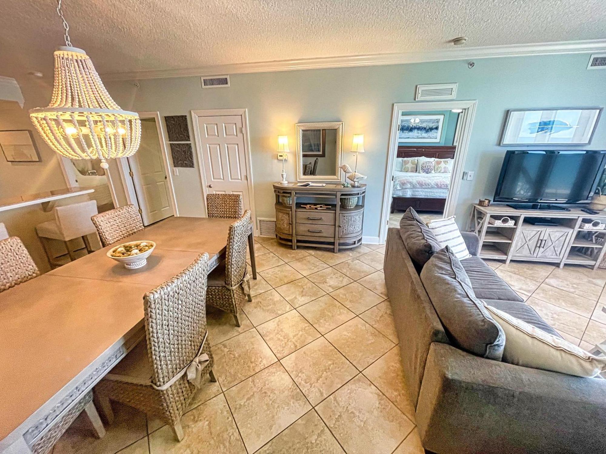 Tropic Winds 809 Holiday home *